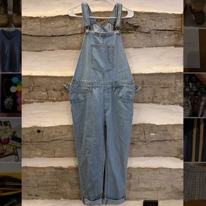Levi’s denim overalls, size large
